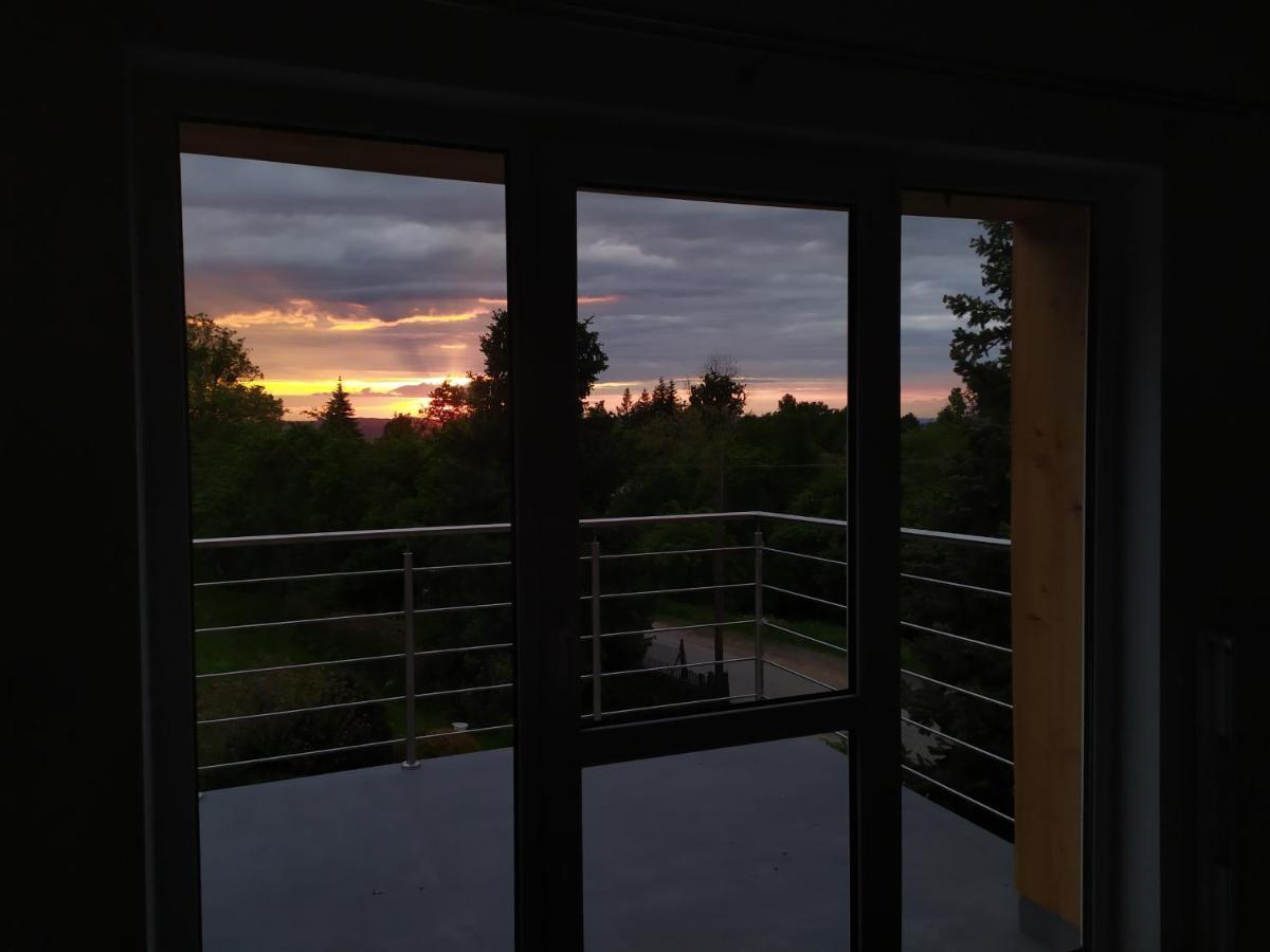 Noclegi Lesniczowka W Lanckoronie Lanckorona Exteriör bild